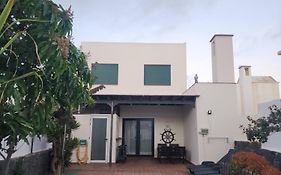 Casa Luz 143, Residencial el Pueblito